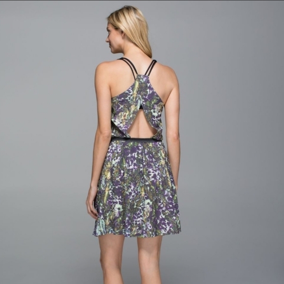 Lululemon City Summer Dress Floral Sport Size 4 - Picture 2 of 7